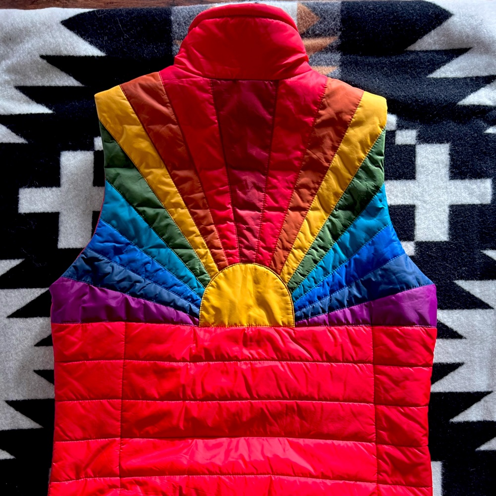 Aviator Nation Sunburst Red Vest Size Medium SOLD OUT! Retail $395
